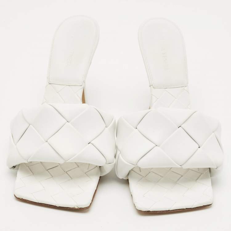 Pre Owned Bottega Veneta White Intrecciato Leather Lido Slide Sandals Size 39.5