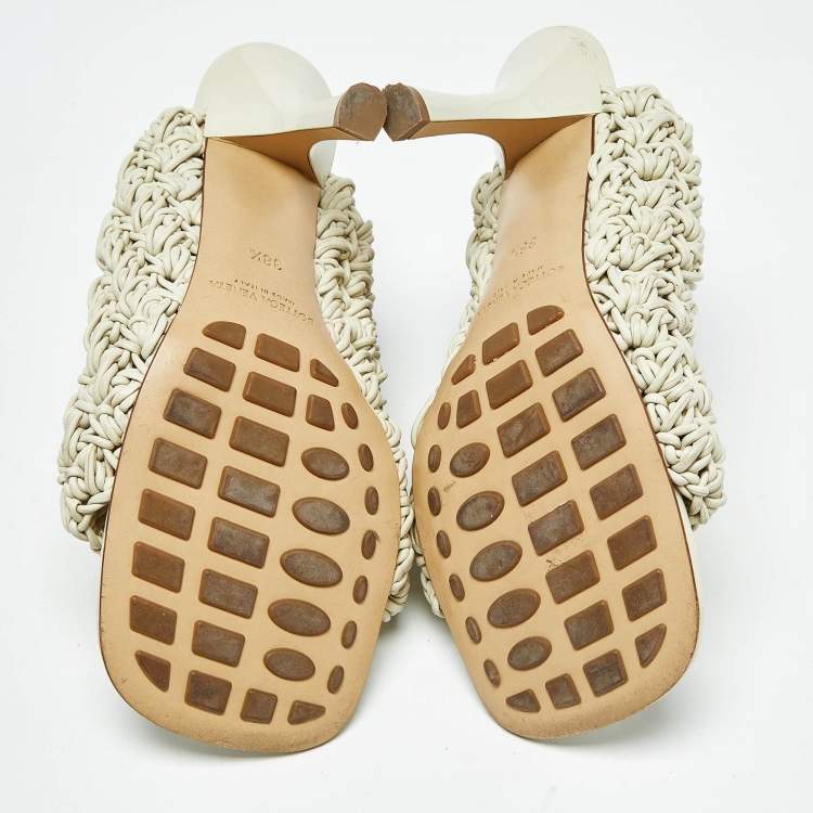 Pre Owned Bottega Veneta Light Grey Leather The Board Heel Mules Size 38.5