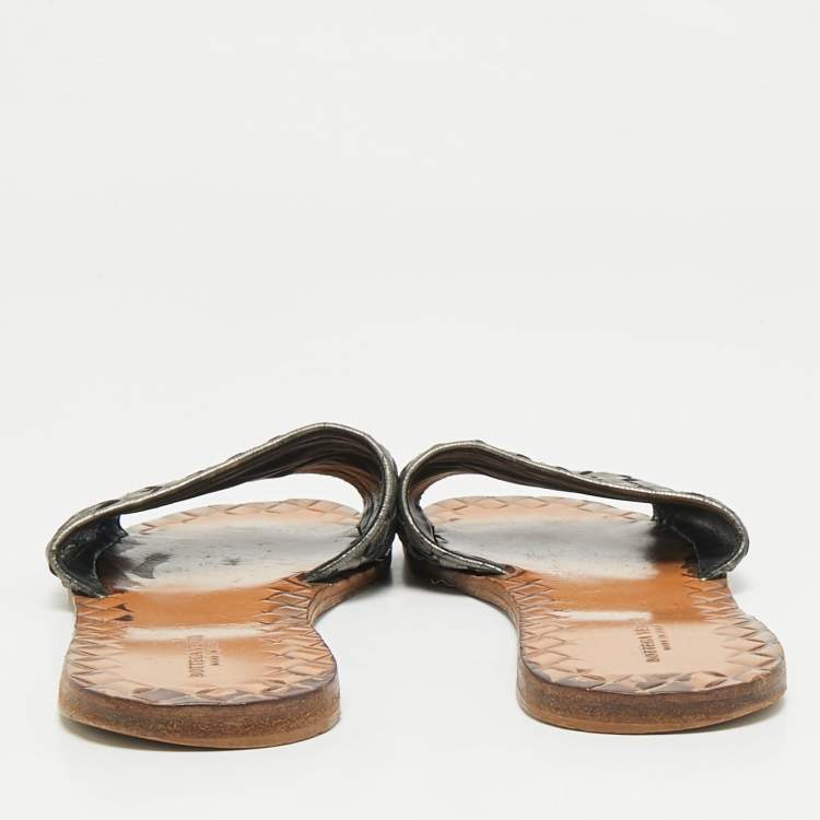 Pre Owned Bottega Veneta Metallic Grey Intrecciato Leather Flat Slides Size 39