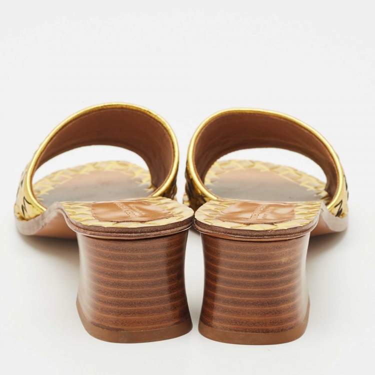 Pre Owned Bottega Veneta Gold Intrecciato Leather Ravello Slide Sandals Size 38.5