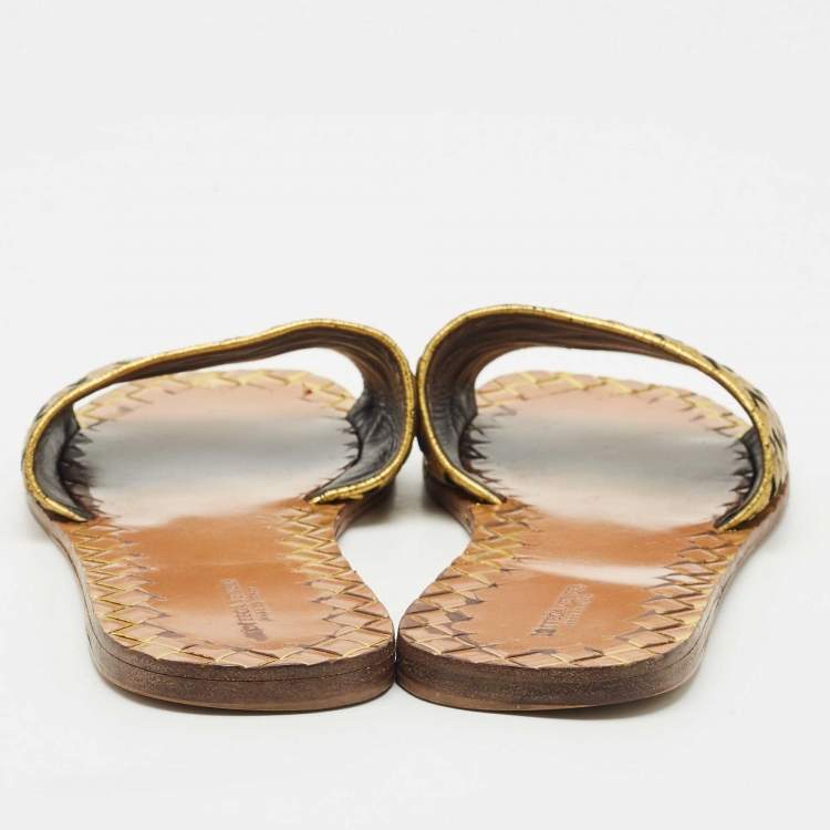 Pre Owned Bottega Veneta Gold Intrecciato Leather Flat Slides Size 41