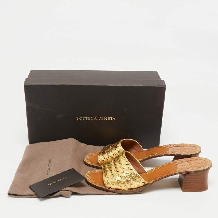 Pre Owned Bottega Veneta Gold Intrecciato Leather Ravello Slide Sandals Size 40