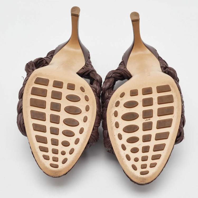 Pre Owned Bottega Veneta Dark Brown Raffia The Curve Slide Sandals Size 38
