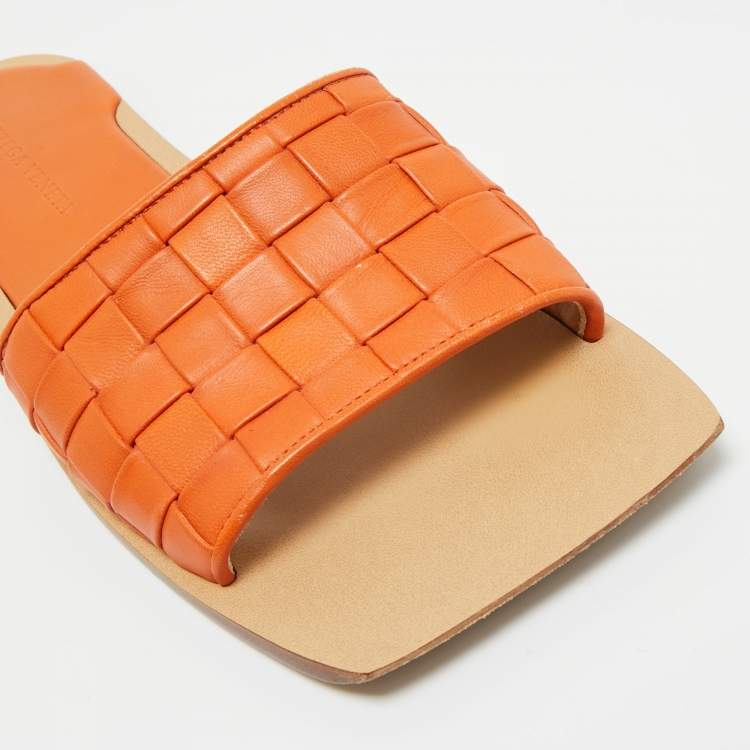 Pre Owned Bottega Veneta Orange Intrecciato Leather Flat Slide Sandals Size 39.5