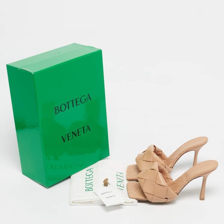 Pre Owned Bottega Veneta Beige Woven Leather Lido Slide Sandals Size 38