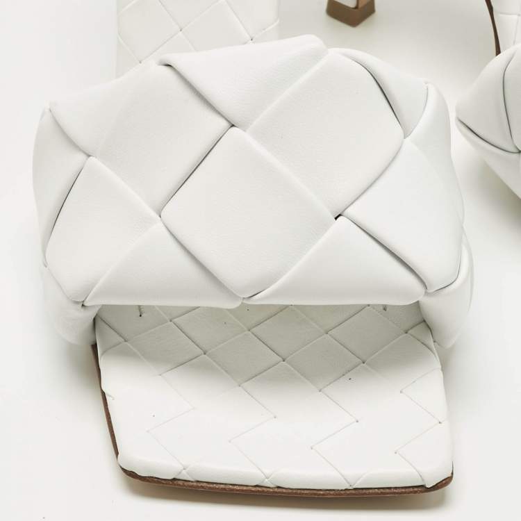 Pre Owned Bottega Veneta White Leather Lido Slide Sandals Size 38