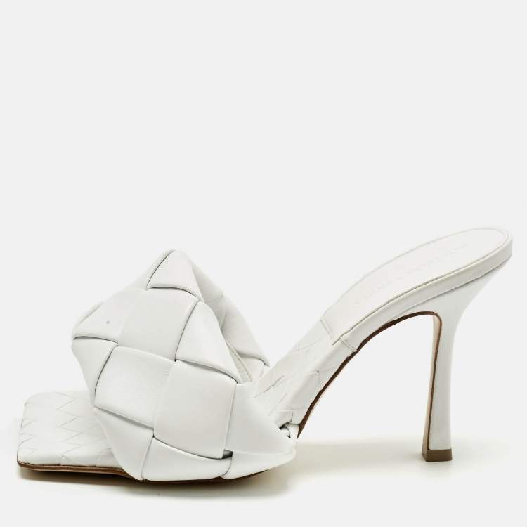 Pre Owned Bottega Veneta White Leather Lido Slide Sandals Size 38