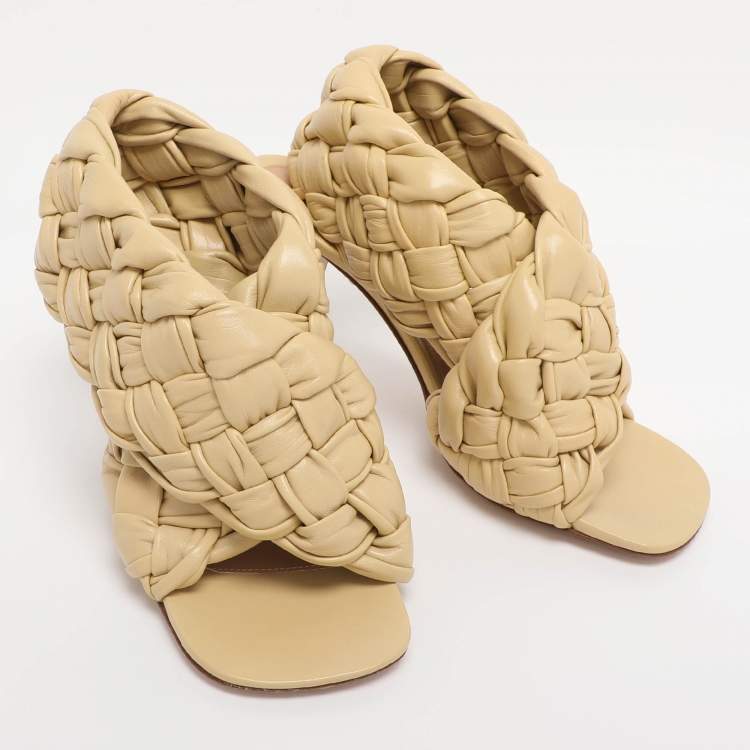 Pre Owned Bottega Veneta Lemon Woven Leather Intrecciato Ankle Strap Sandals Size 38.5