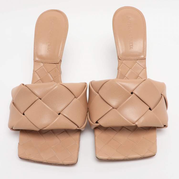 Pre Owned Bottega Veneta Beige Intrecciato Leather Lido Slides Size 38.5