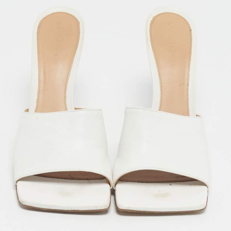 Pre Owned Bottega Veneta White Leather Stretch Slide Sandals Size 41