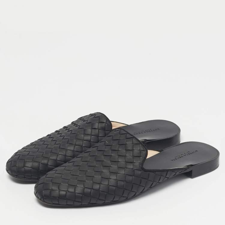 Pre Owned Bottega Veneta Black Leather Intrecciato Mules Size 36