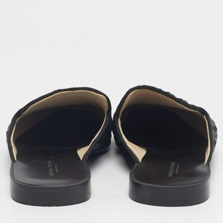 Pre Owned Bottega Veneta Black Leather Intrecciato Mules Size 36