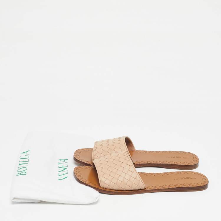 Pre Owned Bottega Veneta Beige Intrecciato Leather Flat Slides Size 40