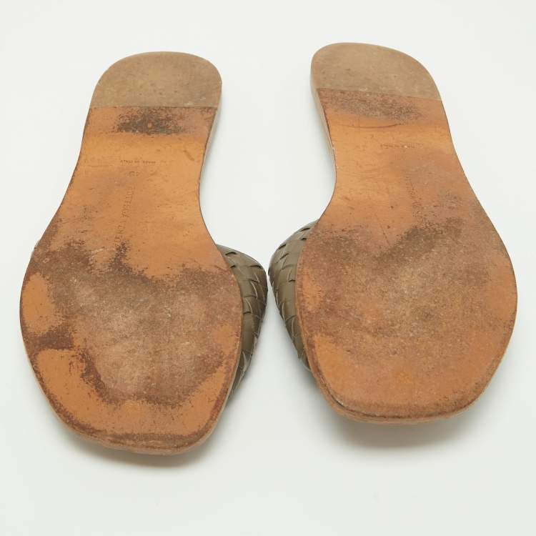 Pre Owned Bottega Veneta Grey Intrecciato Leather Flat Slides Size 40
