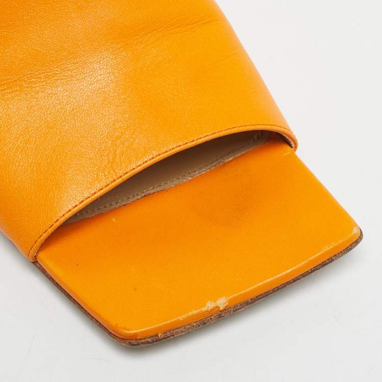 Pre Owned Bottega Veneta Orange Leather Square Toe Mule Sandals Size 36.5