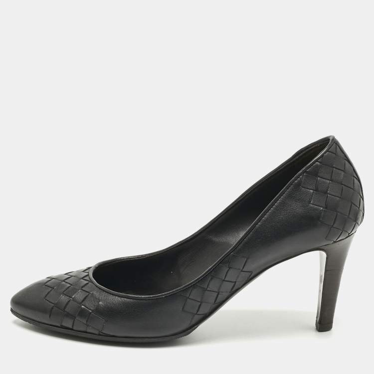 Pre Owned Bottega Veneta Black Leather Veneta Pumps Size 36.5