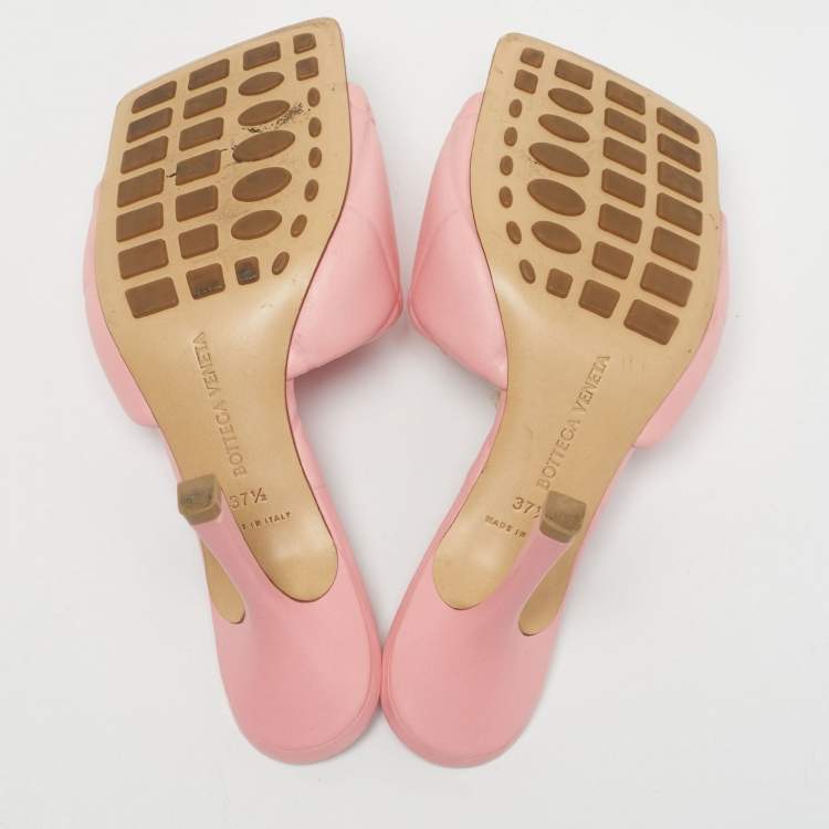 Pre Owned Bottega Veneta Pink Quilted Leather Lido Slide Sandals Size 37.5