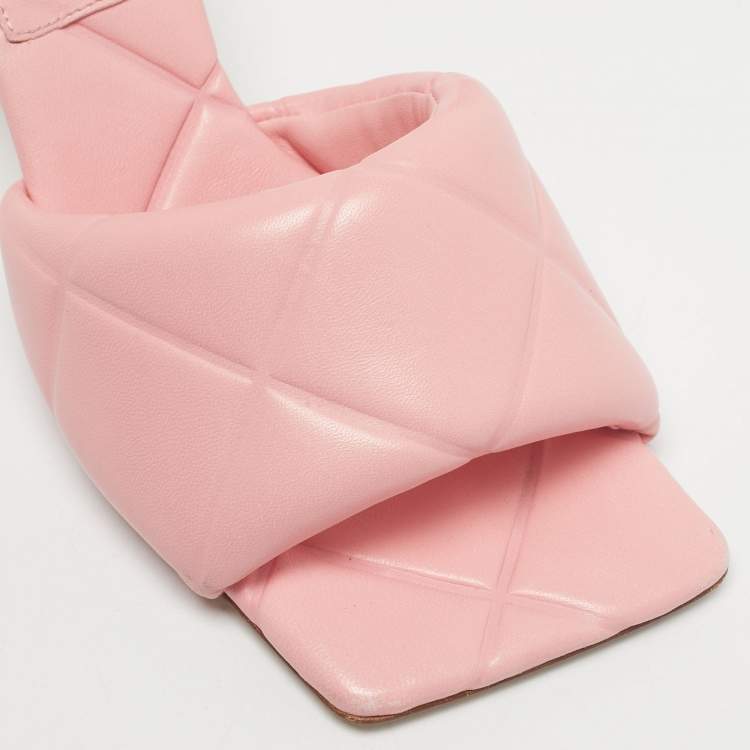 Pre Owned Bottega Veneta Pink Quilted Leather Lido Slide Sandals Size 37.5