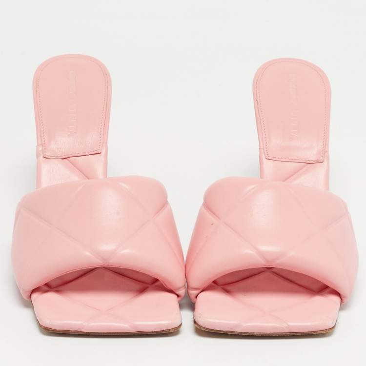 Pre Owned Bottega Veneta Pink Quilted Leather Lido Slide Sandals Size 37.5