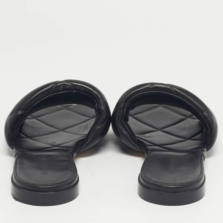 Pre Owned Bottega Veneta Black Leather Flat Slides Size 37