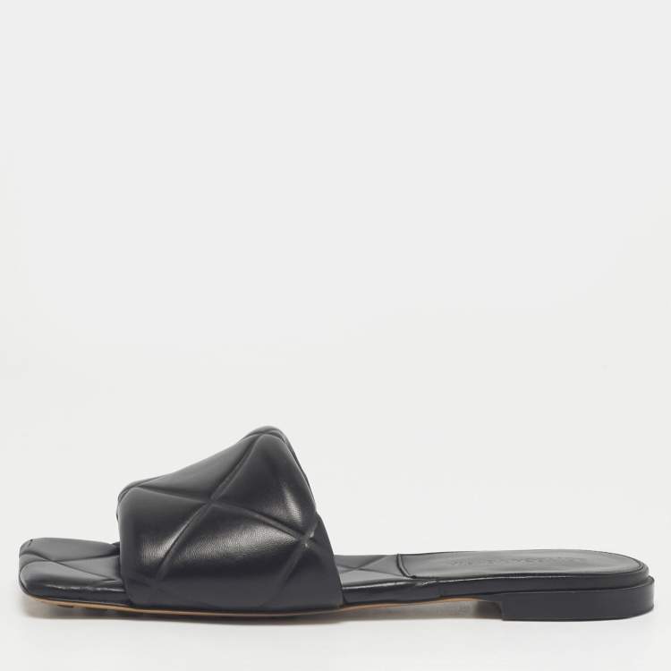 Pre Owned Bottega Veneta Black Leather Flat Slides Size 37