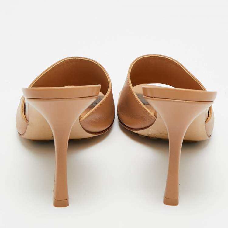 Pre Owned Bottega Veneta Beige Leather Stretch Slide Sandals Size 38