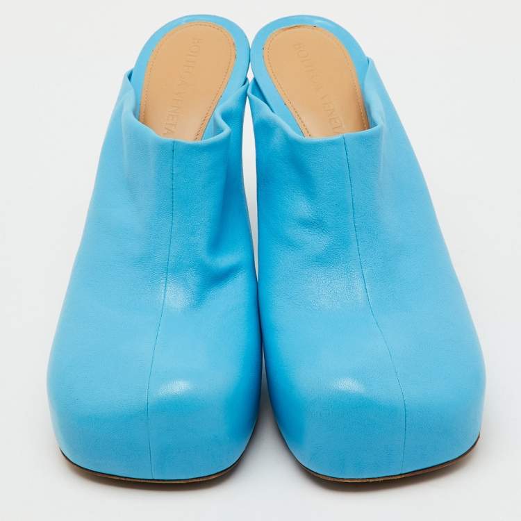 Pre Owned Bottega Veneta Blue Leather Stretch The Bold Mules Size 36