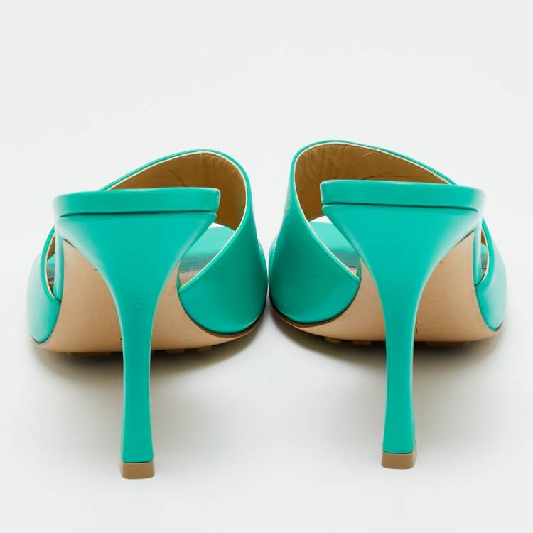 Pre Owned Bottega Veneta Green Leather Stretch Slide Sandals Size 41