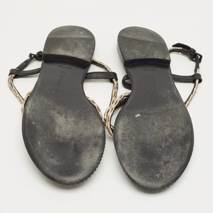 Pre Owned Bottega Veneta White/Black Leather Strappy Thong Sandals Size 41