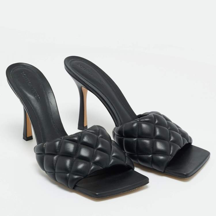 Pre Owned Bottega Veneta Black Woven Leather Lido Slide Sandals Size 42