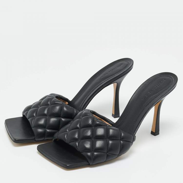 Pre Owned Bottega Veneta Black Woven Leather Lido Slide Sandals Size 42