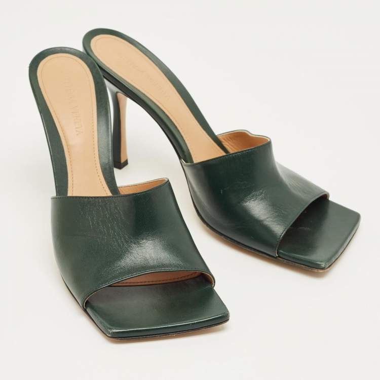 Pre Owned Bottega Veneta Green Stretch Slide Sandals Size 40