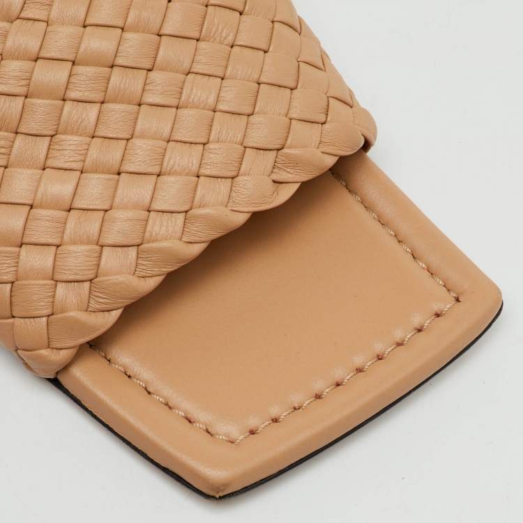 Pre Owned Bottega Veneta Beige Intrecciato Leather Flat Slide Sandals Size 41