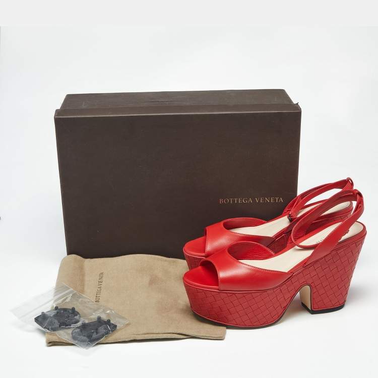 Pre Owned Bottega Veneta Red Leather Intrecciato Platform Sandals Size 39 