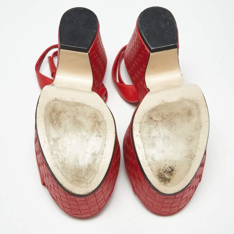 Pre Owned Bottega Veneta Red Leather Intrecciato Platform Sandals Size 39 