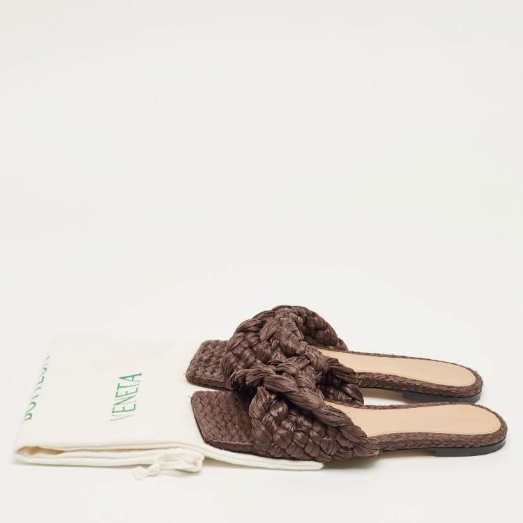 Pre Owned Bottega Veneta Dark Brown Woven Straw Lido Flat Slide Size 38