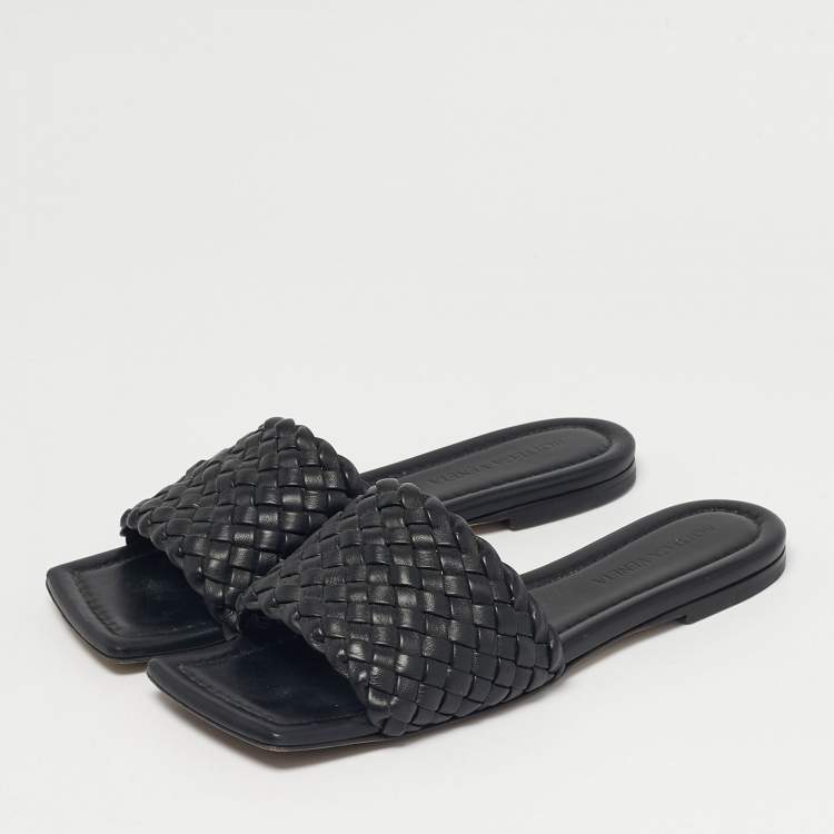 Pre Owned Bottega Veneta Black Intrecciato Leather Flat Sandals Size 36