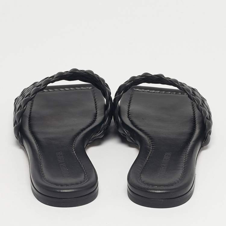 Pre Owned Bottega Veneta Black Intrecciato Leather Flat Sandals Size 36