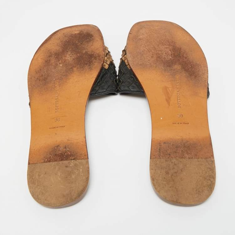 Pre Owned Bottega Veneta Black/Gold Intrecciato Leather Flat Sandals Size 38