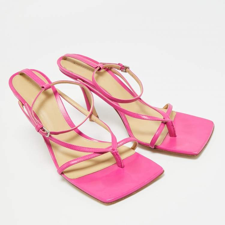 مملوكة مسبقًا Bottega Veneta Pink Leather Stretch Ankle Strap Sandals Size 39