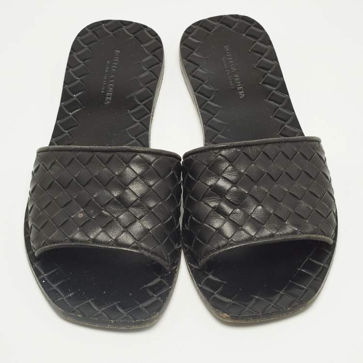 Pre Owned Bottega Veneta Black Intrecciato Leather Flat Slides Size 35