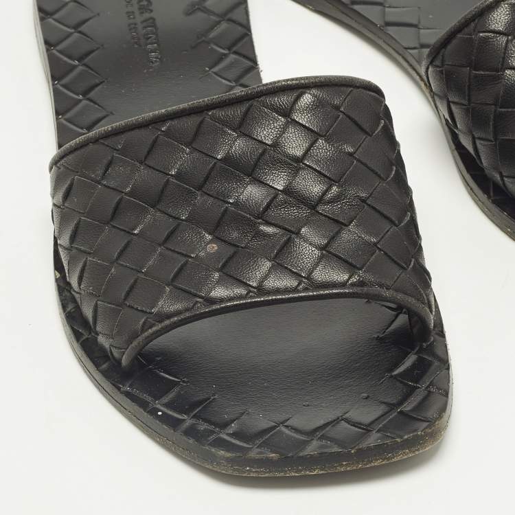 Pre Owned Bottega Veneta Black Intrecciato Leather Flat Slides Size 35