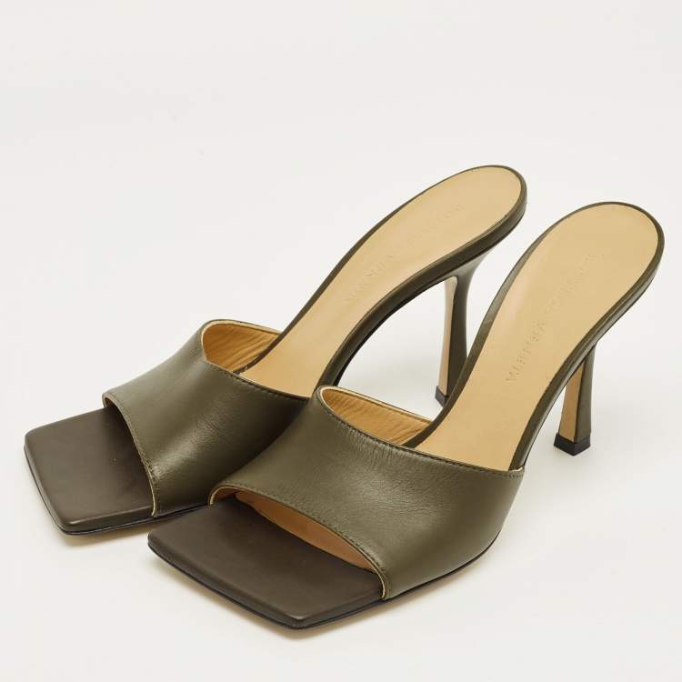 Pre Owned Bottega Veneta Olive Green Leather Lido Slide Sandals Size 36.5