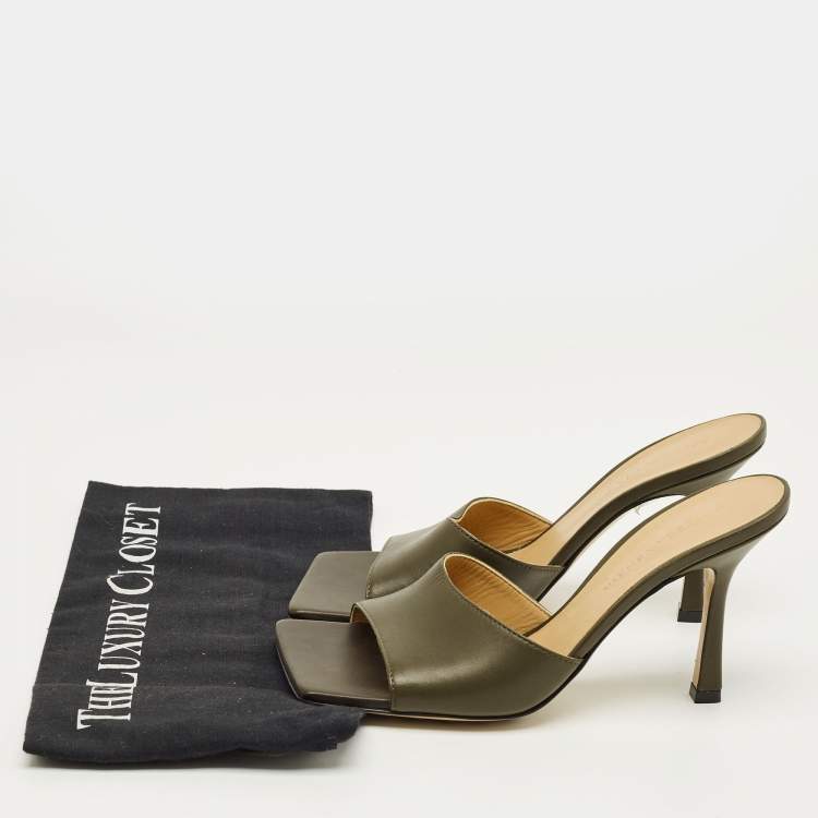 Pre Owned Bottega Veneta Olive Green Leather Lido Slide Sandals Size 36.5