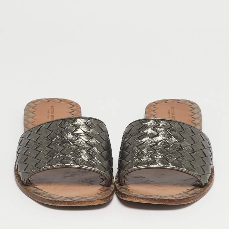 Pre Owned Bottega Veneta Metallic Intrecciato Leather Ravello Flat Slides Size 40