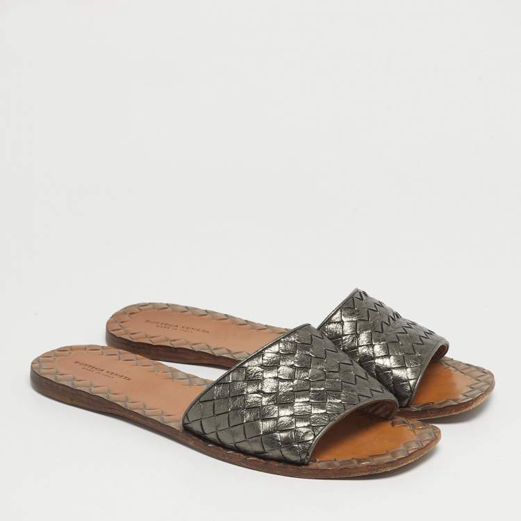 Pre Owned Bottega Veneta Metallic Intrecciato Leather Ravello Flat Slides Size 40