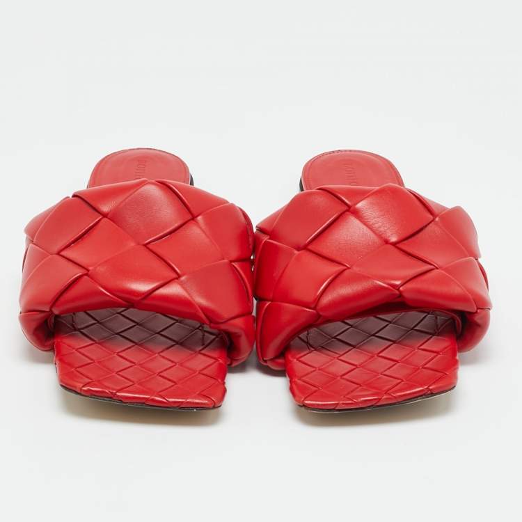 Pre Owned Bottega Veneta Lido Size 38 Red Intrecciato Leather Flat Slide