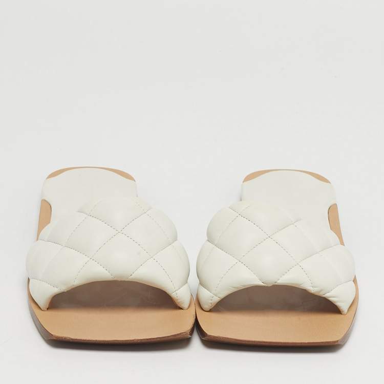 Pre Owned Bottega Veneta Lido Size 36 White Leather Flat Slides 