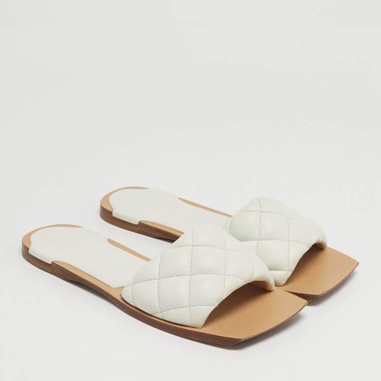 Pre Owned Bottega Veneta Lido Size 36 White Leather Flat Slides 