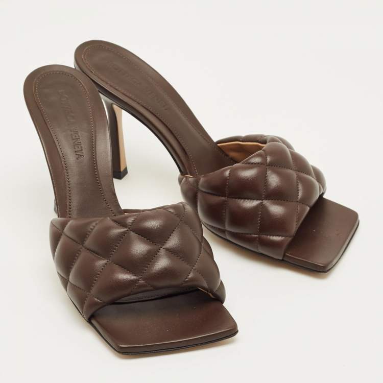 Pre Owned Bottega Veneta Lido Size 37 Dark Brown Quilted Leather Slide Sandals